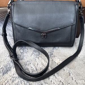 Authentic BOTKIER New York Valentina Flap Leather Crossbody Bag Black NWOT